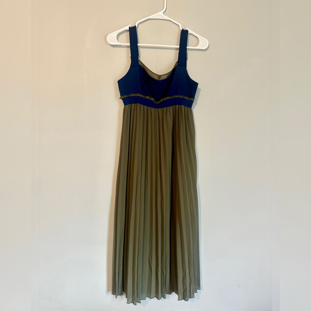 Sisley Blue/Olive Pleated Midi Dress